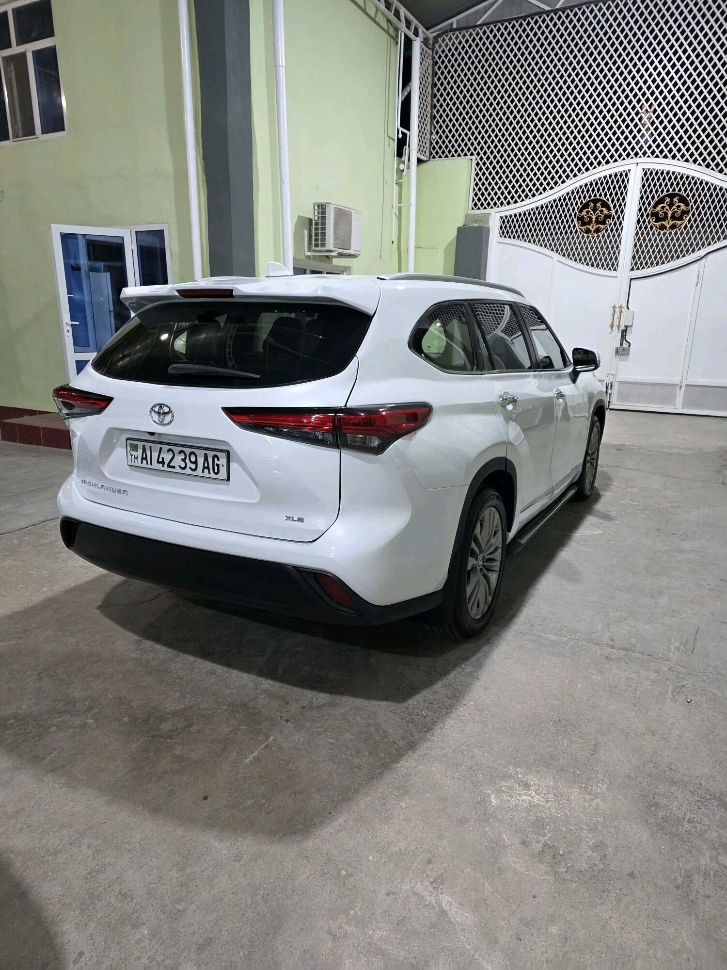 Toyota Highlander 2021 - 540 000 TMT - Ашхабад - img 3