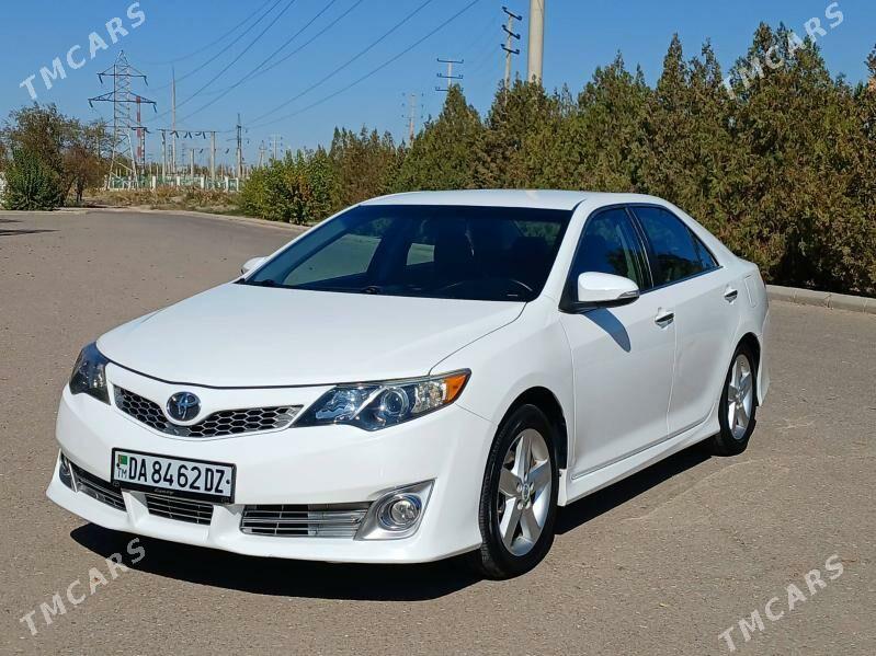 Toyota Camry 2012 - 240 000 TMT - Дашогуз - img 3