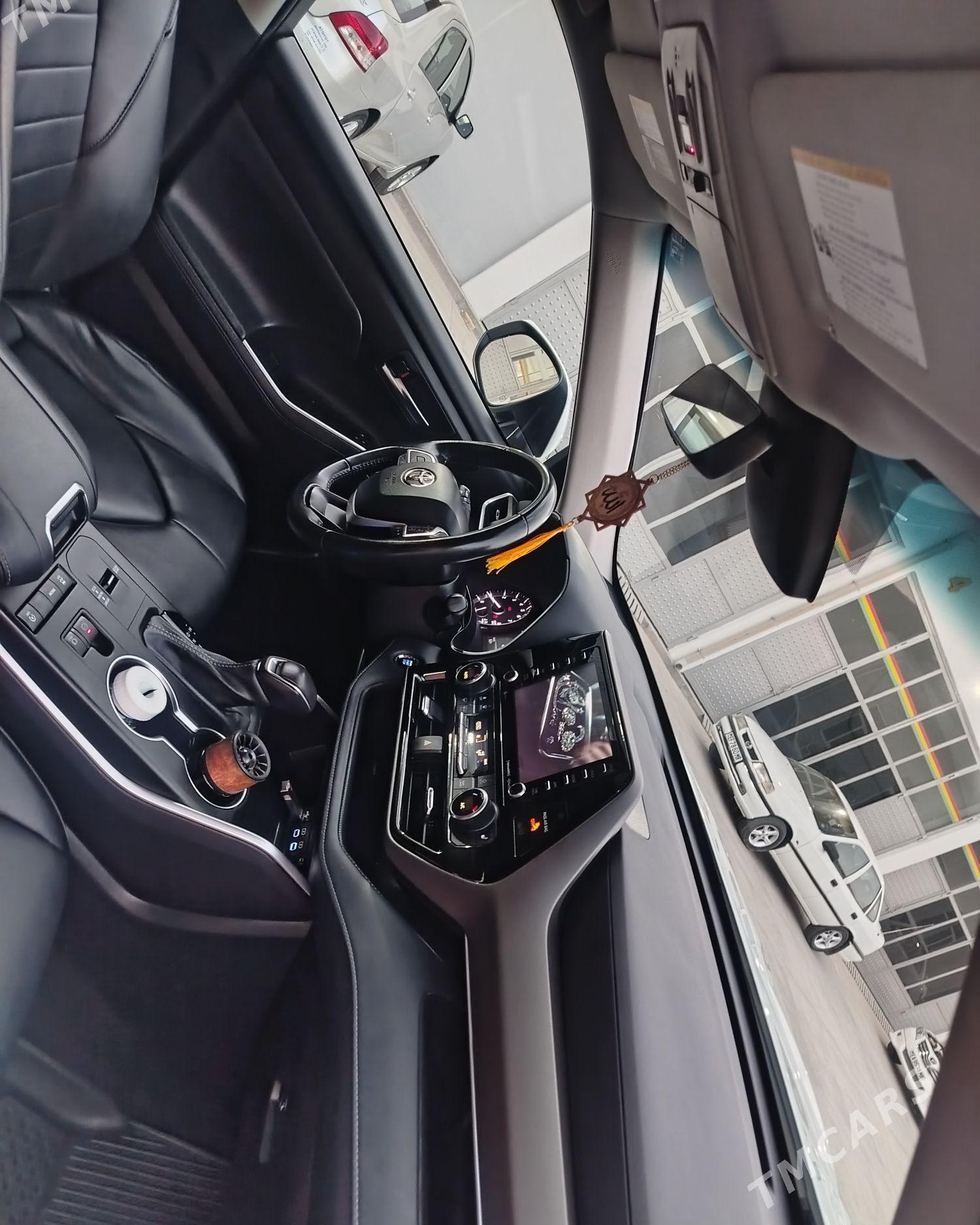 Toyota Highlander 2022 - 525 000 TMT - Мары - img 3