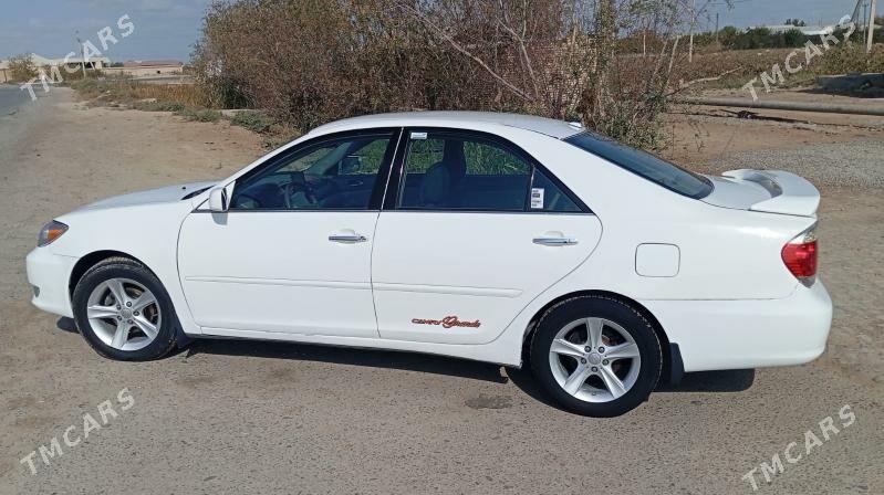 Toyota Camry 2003 - 160 000 TMT - Мургап - img 3