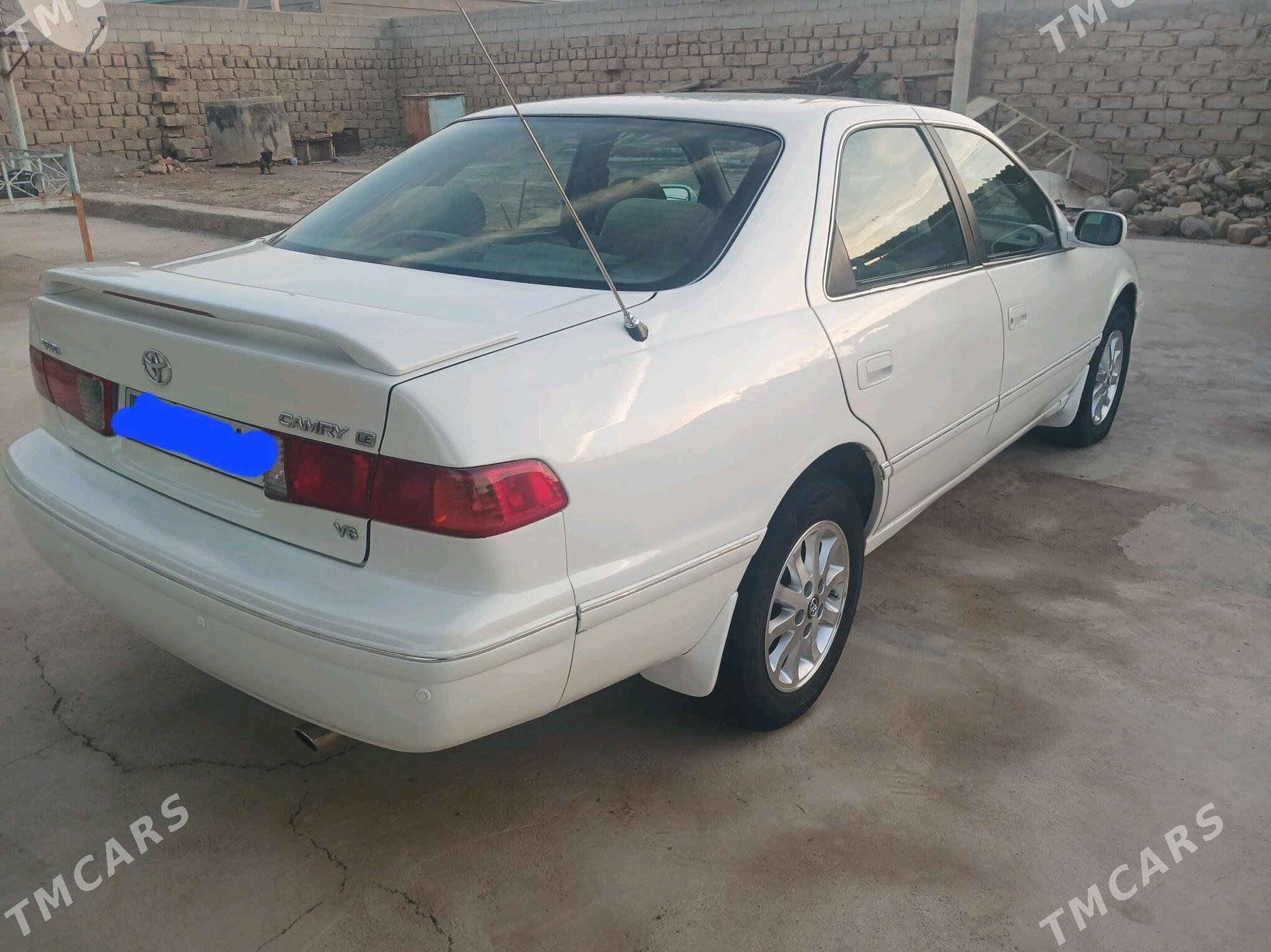 Toyota Camry 2000 - 148 000 TMT - Теджен - img 5