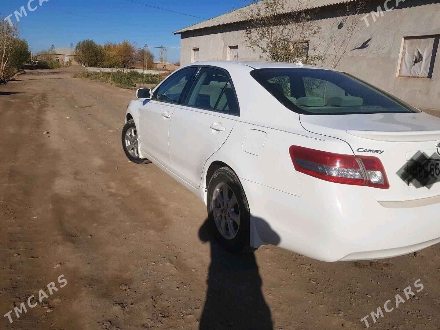 Toyota Camry 2010 - 219 000 TMT - Болдумсаз - img 3