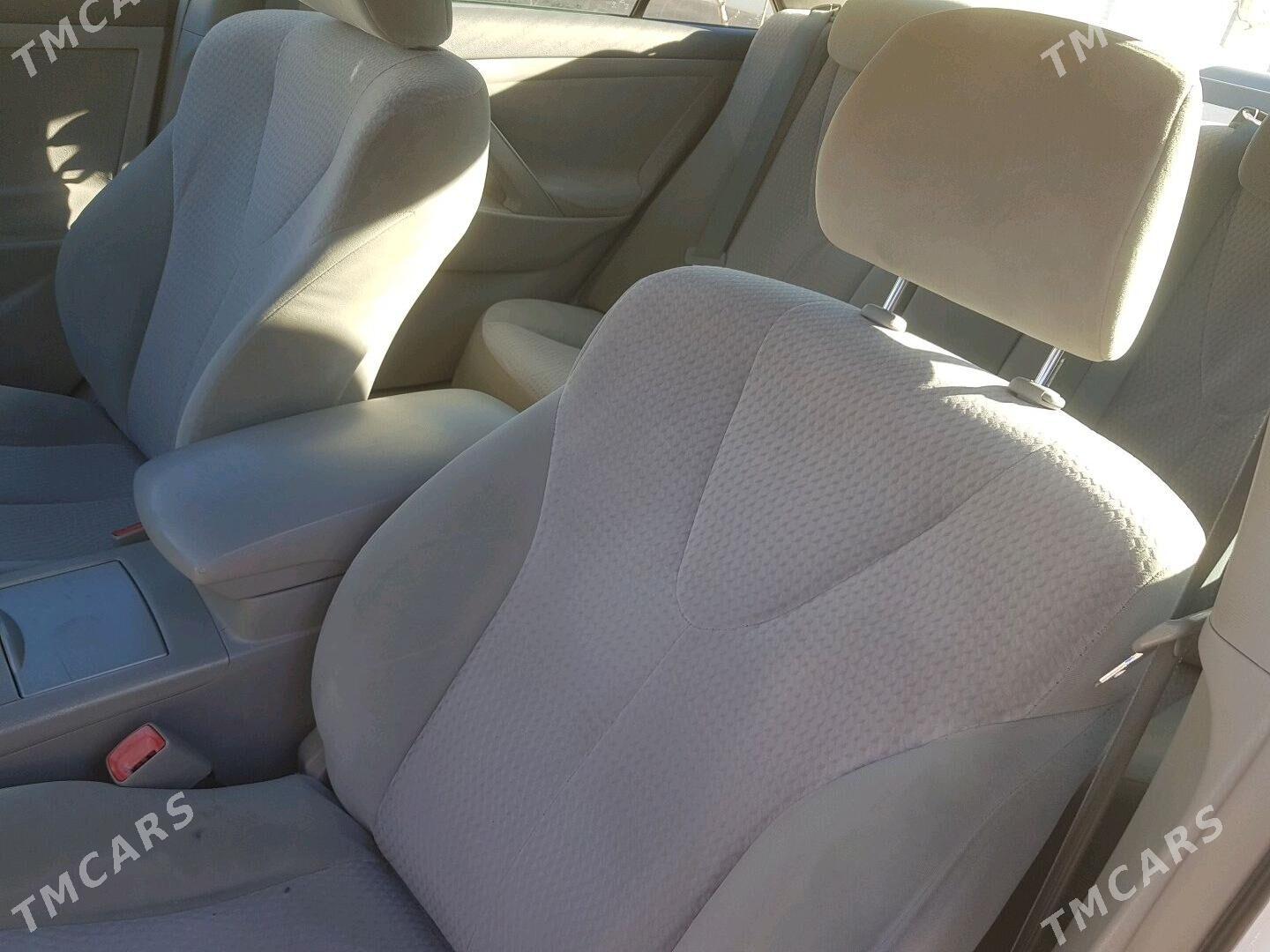 Toyota Camry 2010 - 219 000 TMT - Болдумсаз - img 4