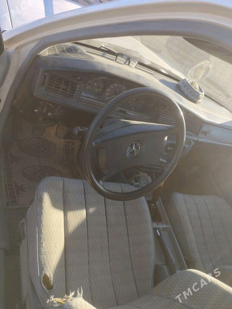 Mercedes-Benz 190E 1991 - 30 000 TMT - Гороглы (Тагта) - img 2