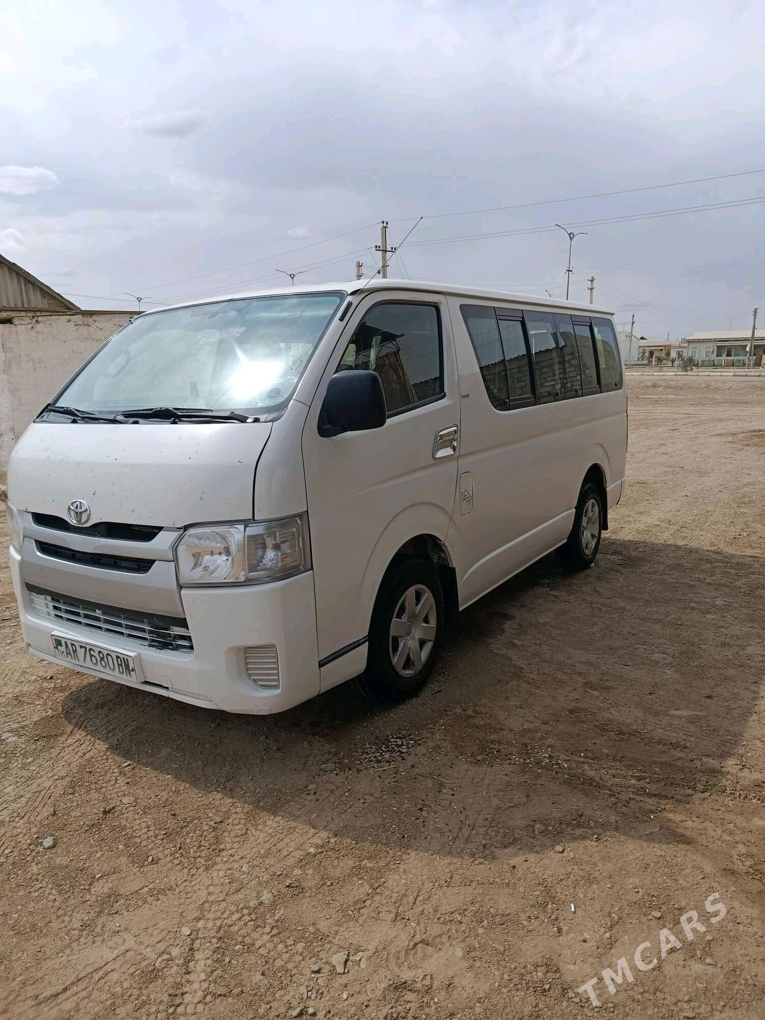 Toyota Hiace 2007 - 210 000 TMT - Balkanabat - img 3