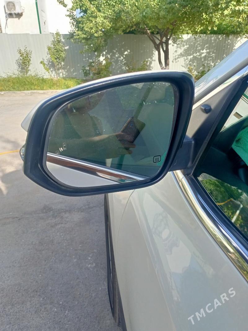 Toyota Highlander 2019 - 445 000 TMT - Тязе заман - img 6