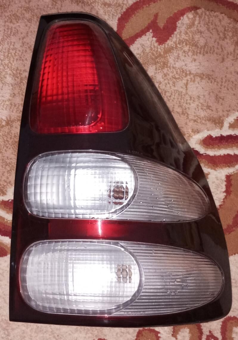 FARA LAND CRUISER SAG TARAP. 220 TMT - Ruhabat (90-njy razýezd) - img 1