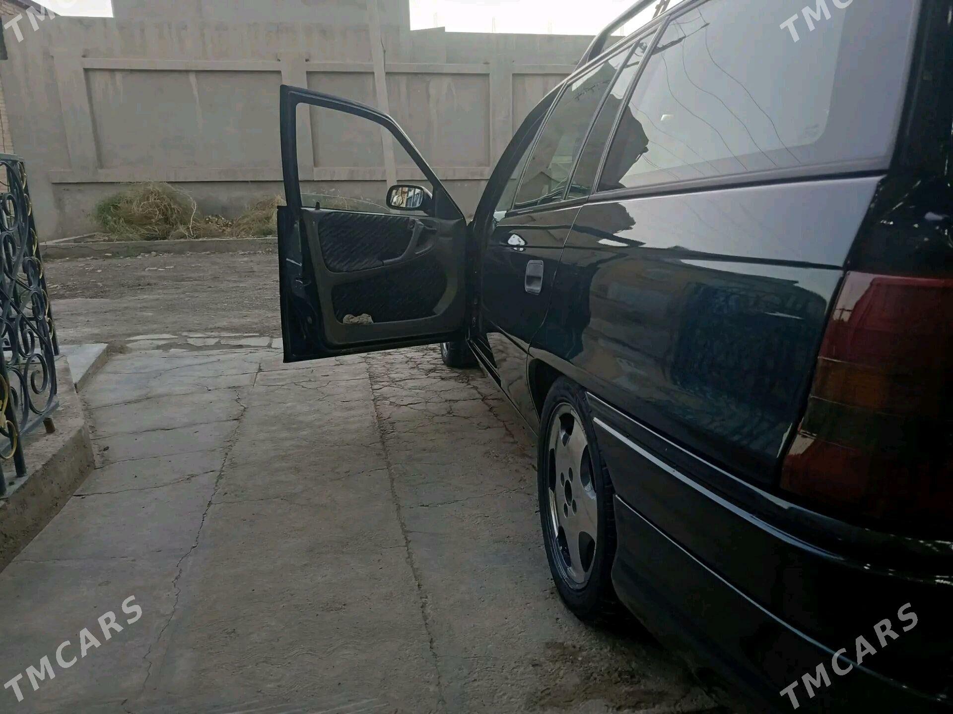 Opel Astra 1994 - 50 000 TMT - Türkmenabat - img 4