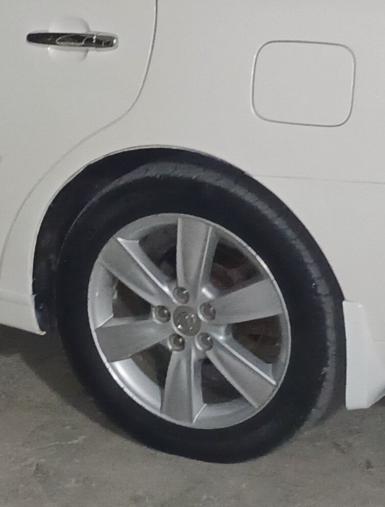 17 Lexus disga 2 800 TMT - Köýtendag - img 3