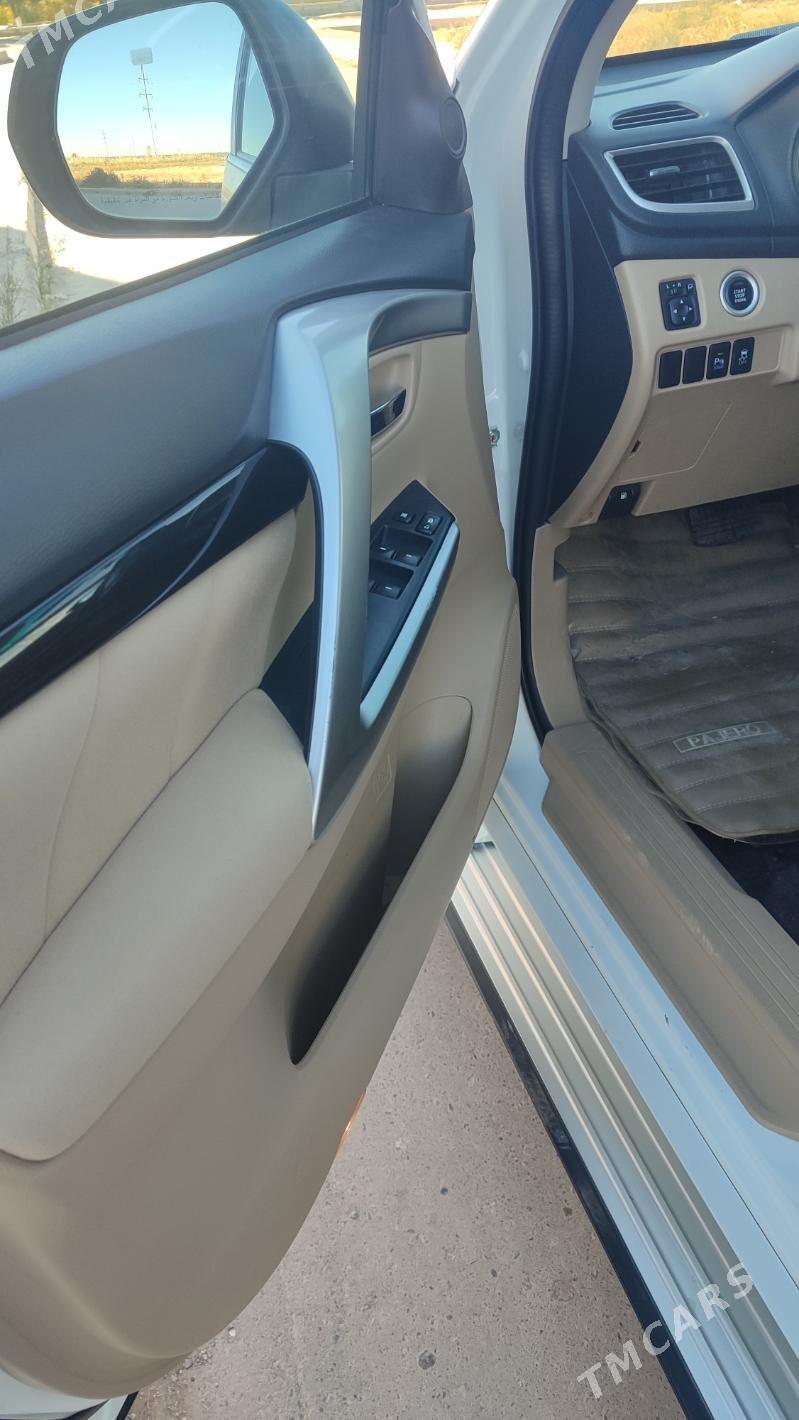 Mitsubishi Montero Sport 2020 - 390 000 TMT - Türkmenabat - img 9