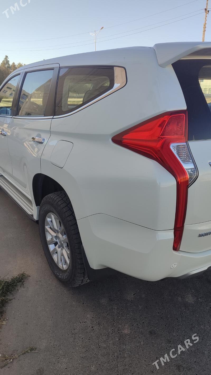 Mitsubishi Montero Sport 2020 - 390 000 TMT - Türkmenabat - img 5