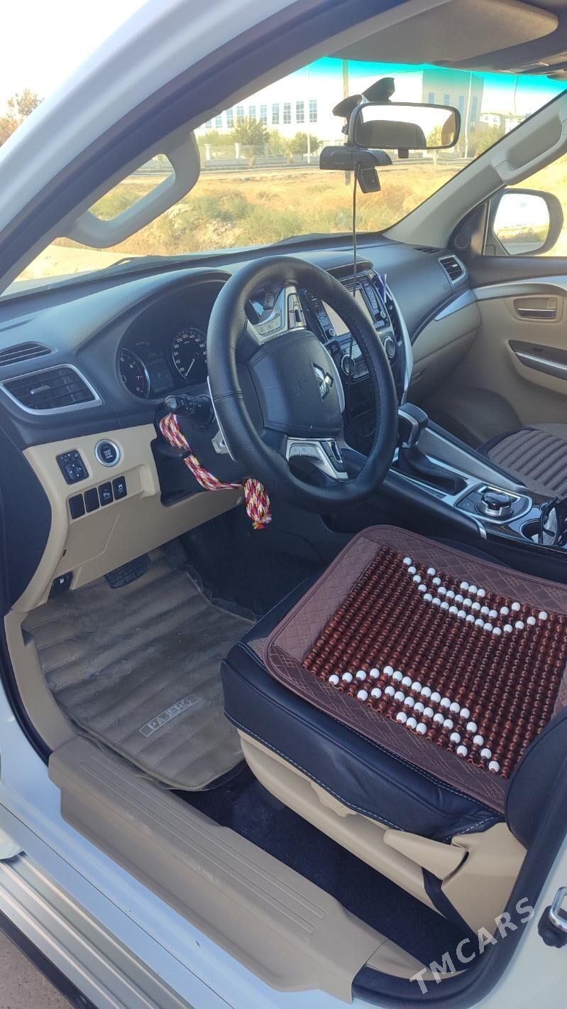 Mitsubishi Montero Sport 2020 - 390 000 TMT - Türkmenabat - img 8