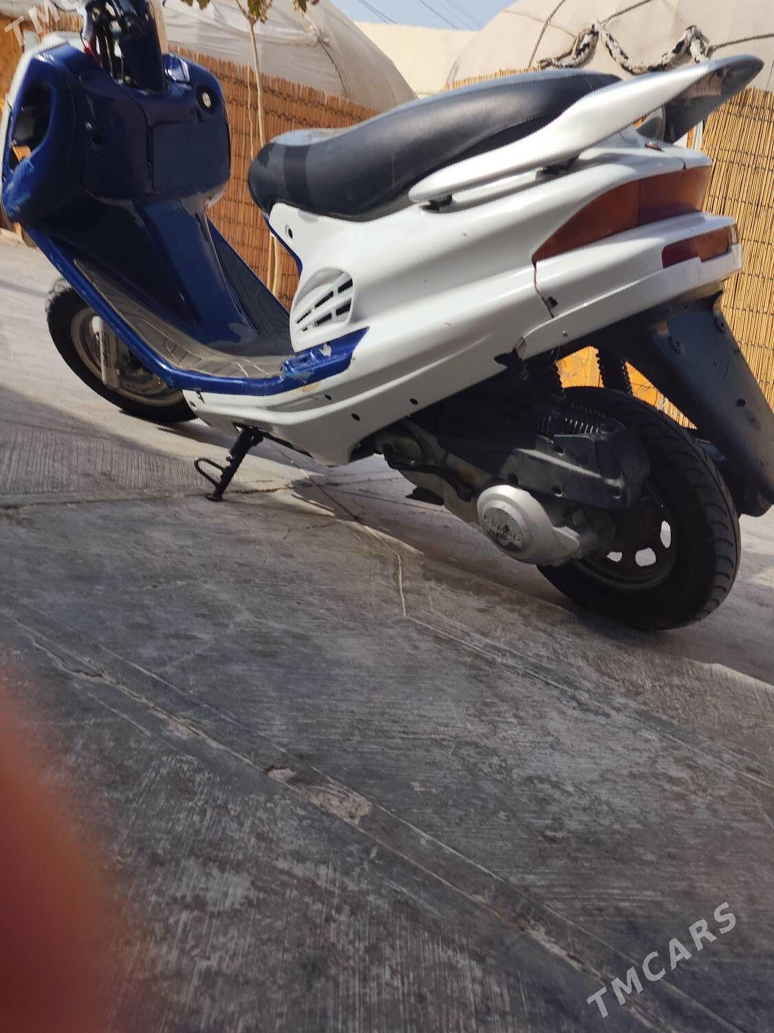 Honda Accord 2019 - 5 000 TMT - Büzmeýin - img 1