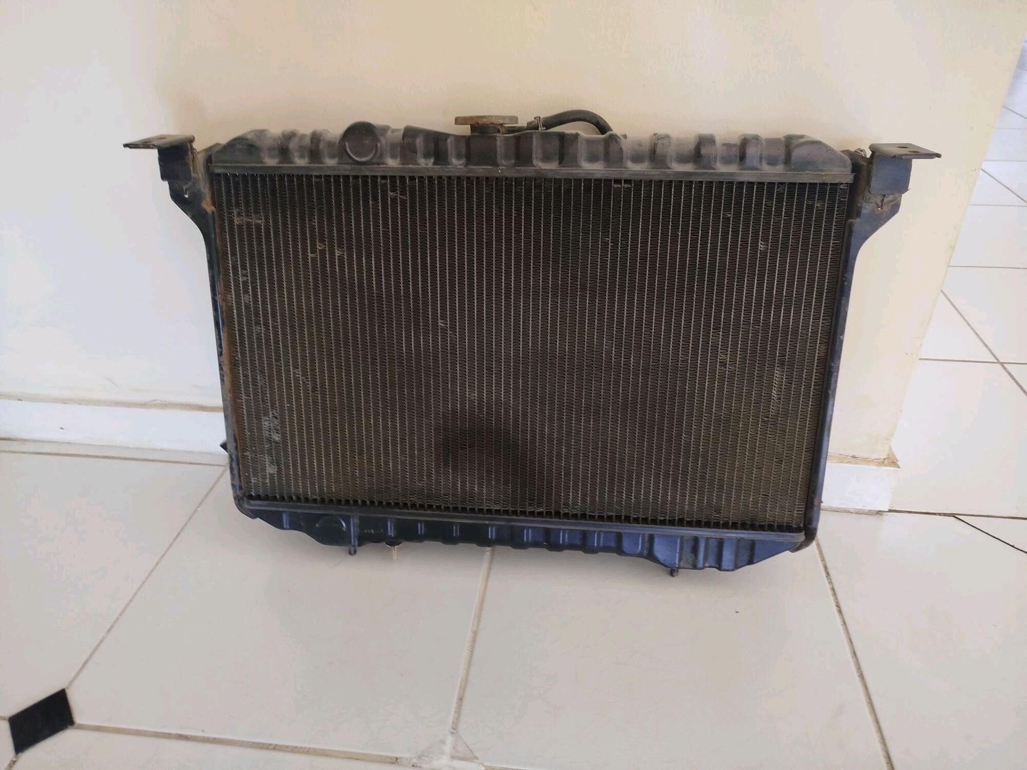 radiýator 1 000 TMT - Гызыларбат - img 2