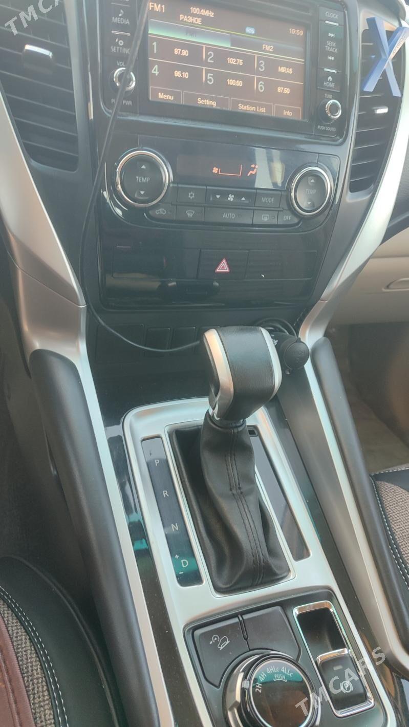 Mitsubishi Montero Sport 2020 - 390 000 TMT - Туркменабат - img 10