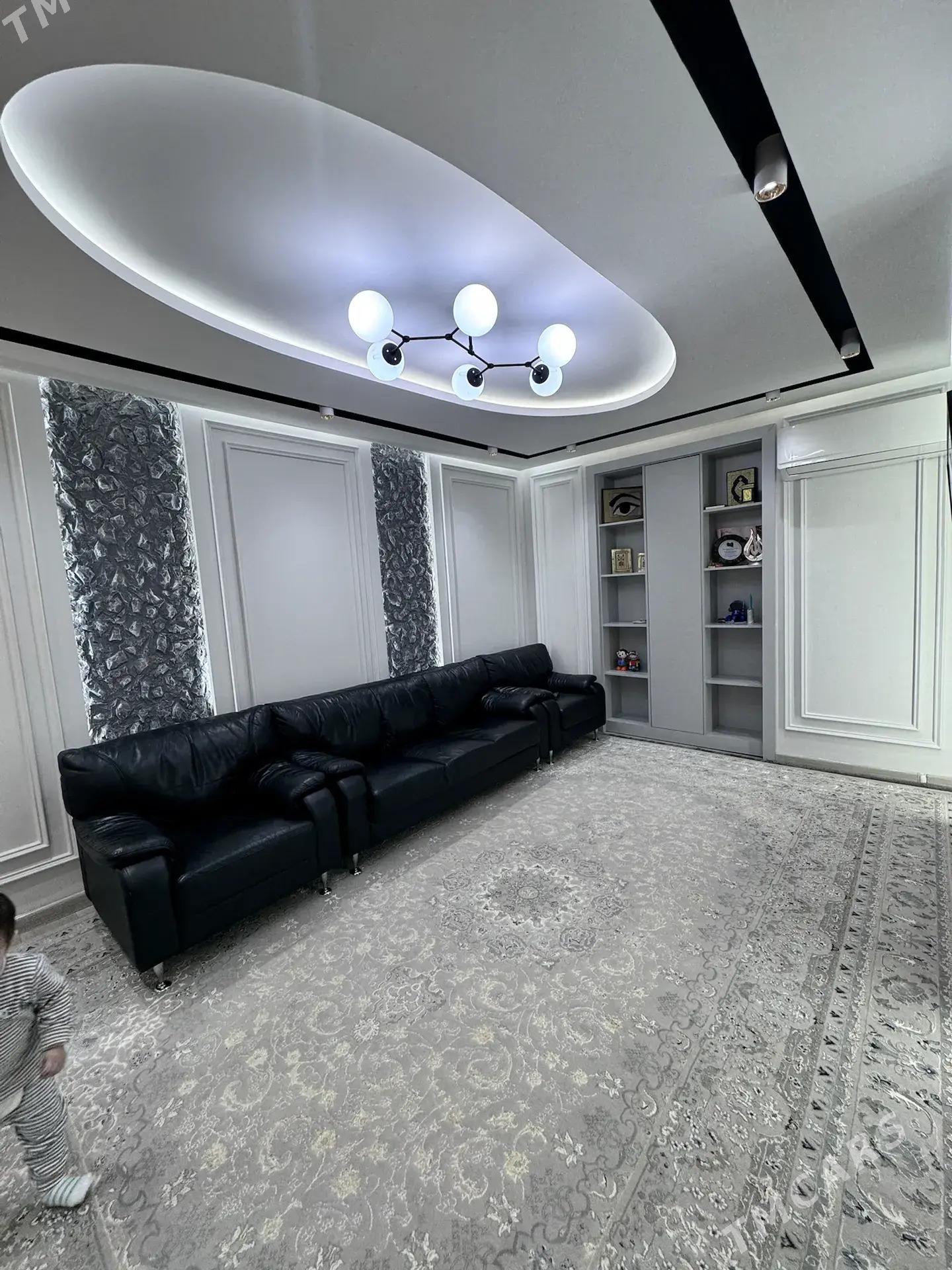 5mkr 4komnat 3etaž - 5 мкр - img 2