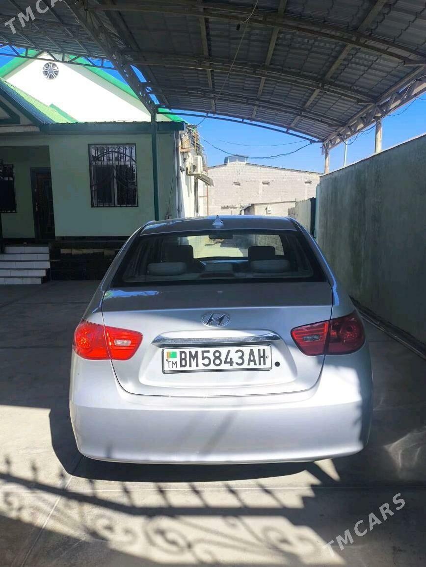 Hyundai Elantra 2010 - 140 000 TMT - Ак-Бугдайский этрап - img 3