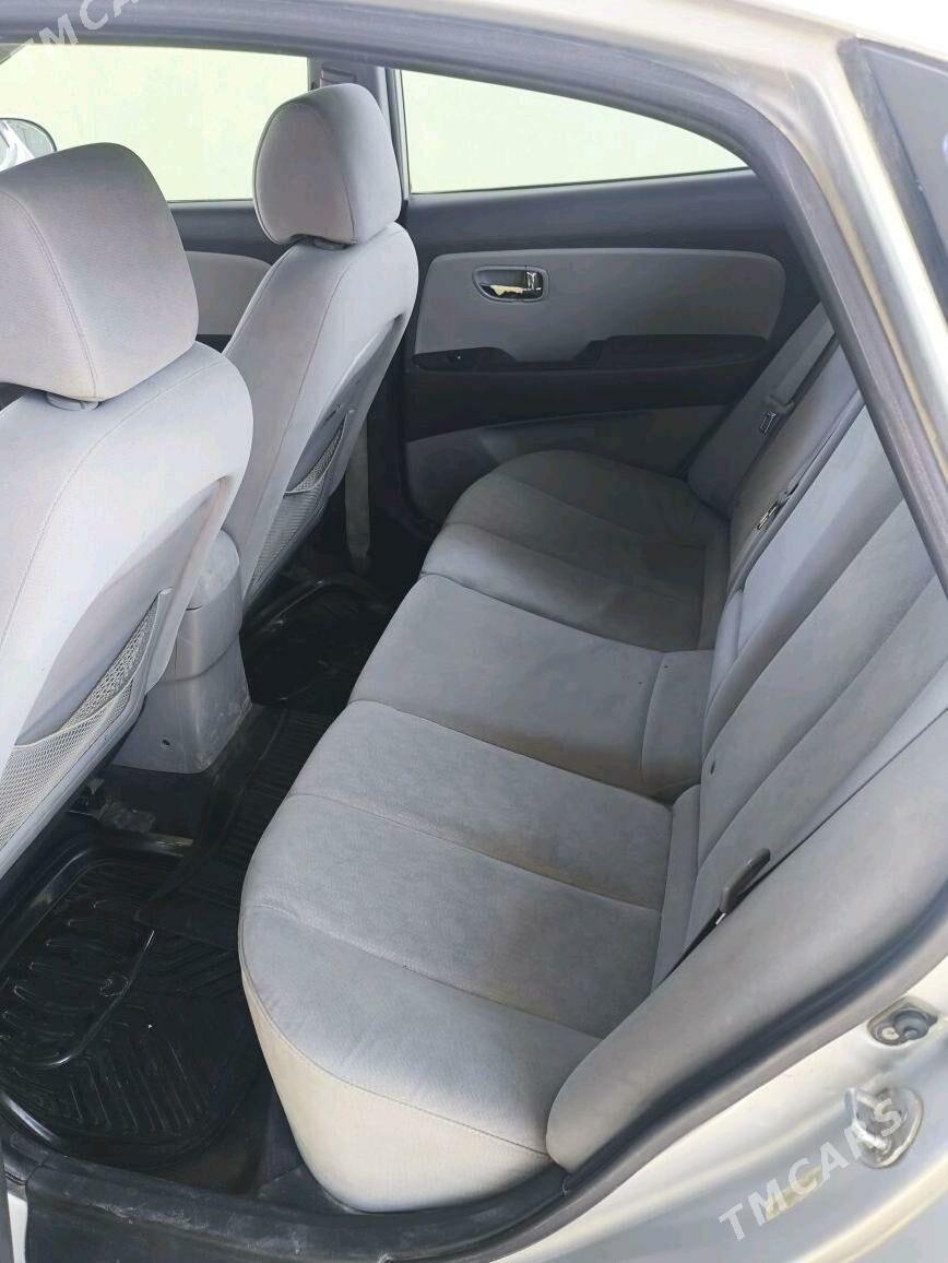 Hyundai Elantra 2010 - 140 000 TMT - Ак-Бугдайский этрап - img 6