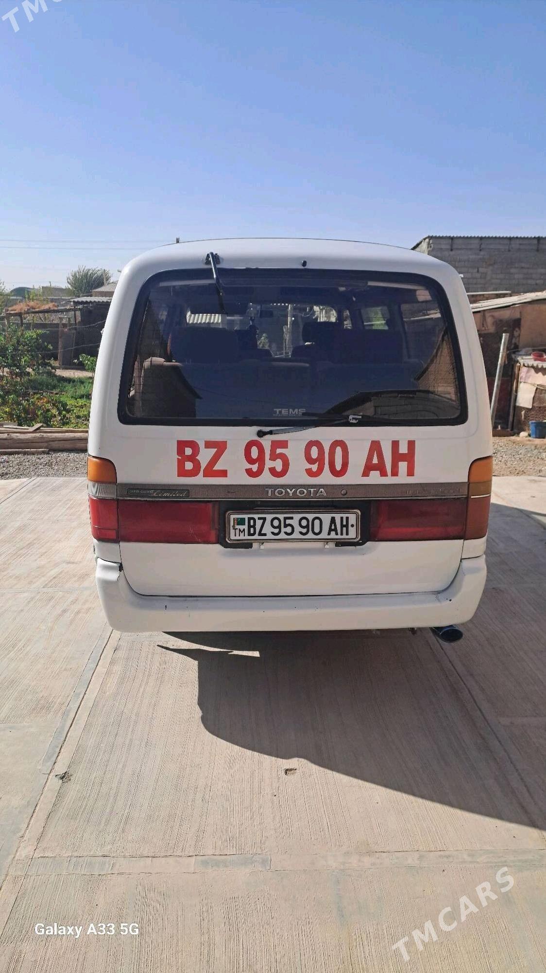 Toyota Hiace 1993 - 80 000 TMT - Теджен - img 3