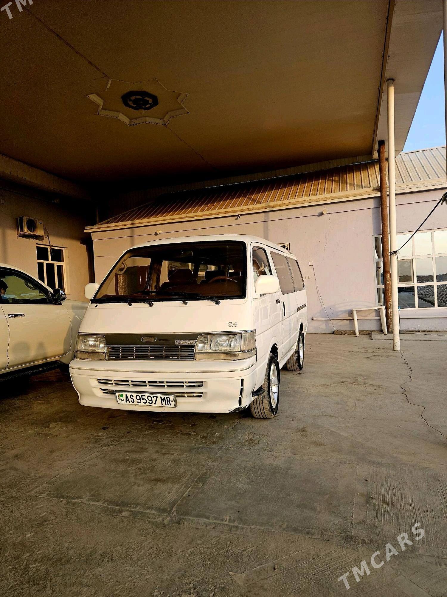 Toyota Hiace 1989 - 85 000 TMT - Mary - img 2