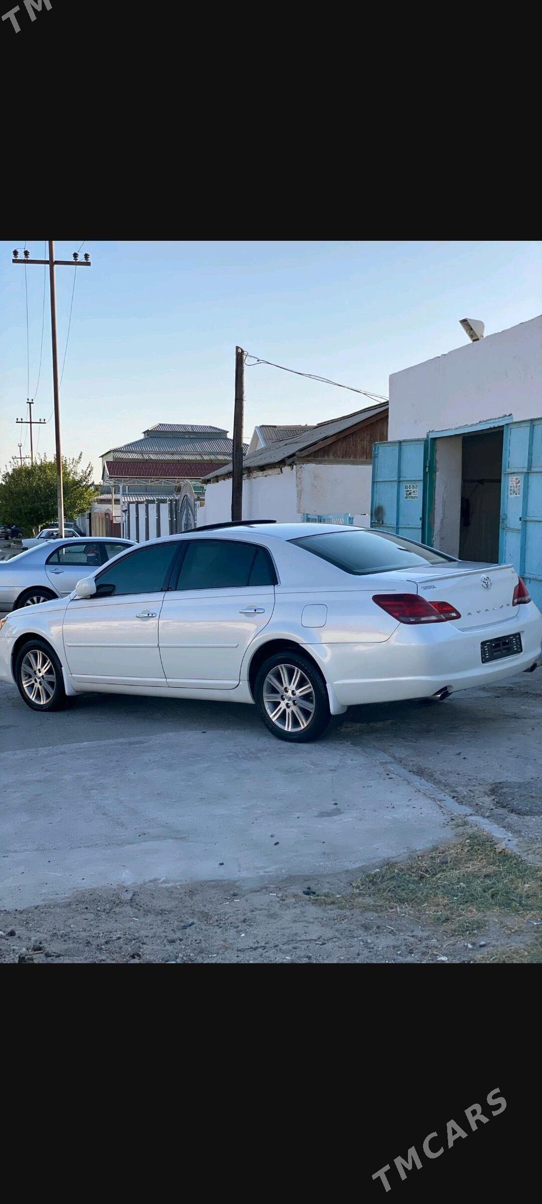 Toyota Avalon 2008 - 250 000 TMT - Балканабат - img 2