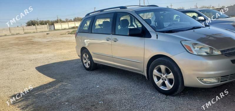 Toyota Sienna 2004 - 270 000 TMT - Мары - img 5