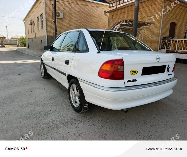 Opel Astra 1992 - 43 000 TMT - Мары - img 3