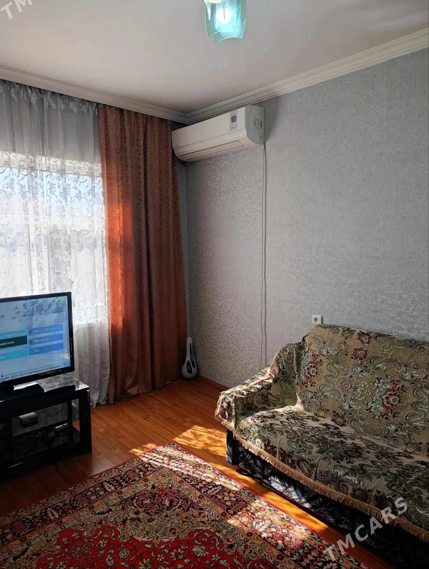 Сдам на мир 1 однокомнатную переделанную в двух. - Ашхабад - img 2