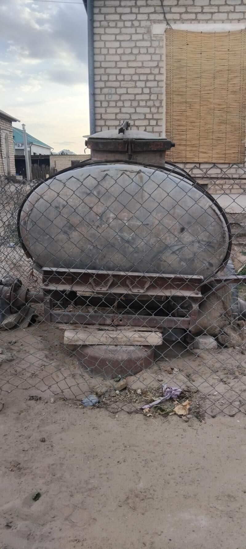 Ýomkost 9 000 TMT - Сакарчага - img 2