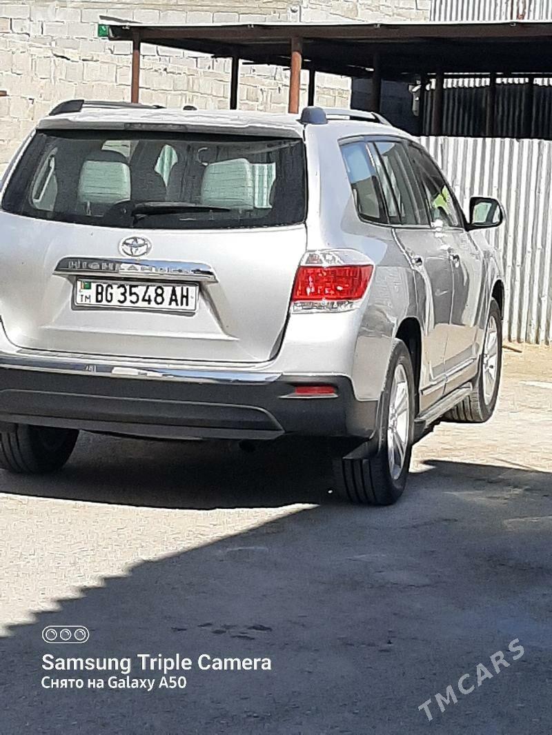 Toyota Highlander 2011 - 367 000 TMT - Ашхабад - img 2
