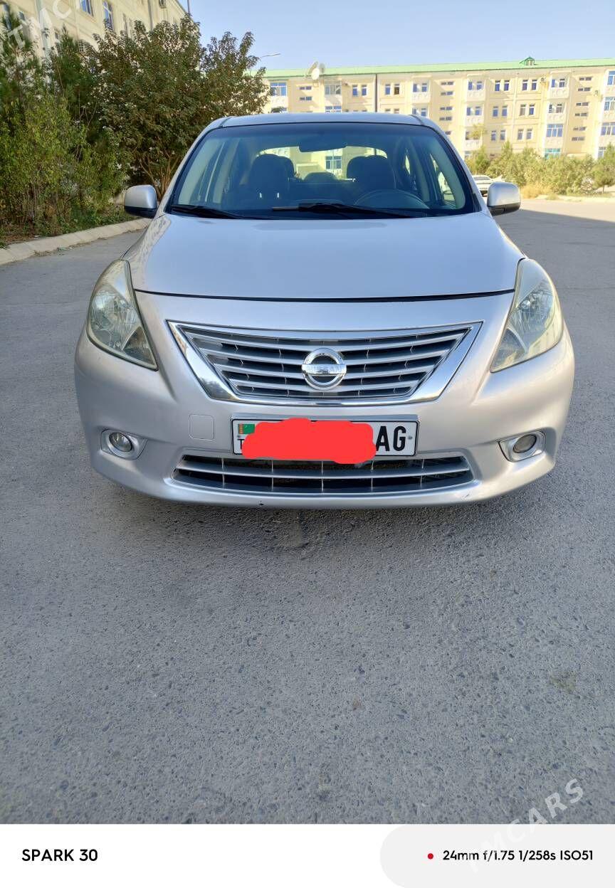Nissan Versa 2011 - 127 000 TMT - Ашхабад - img 1