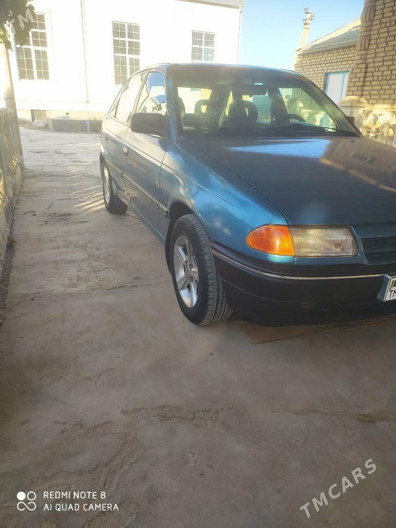 Opel Astra 1992 - 35 000 TMT - Mary - img 2