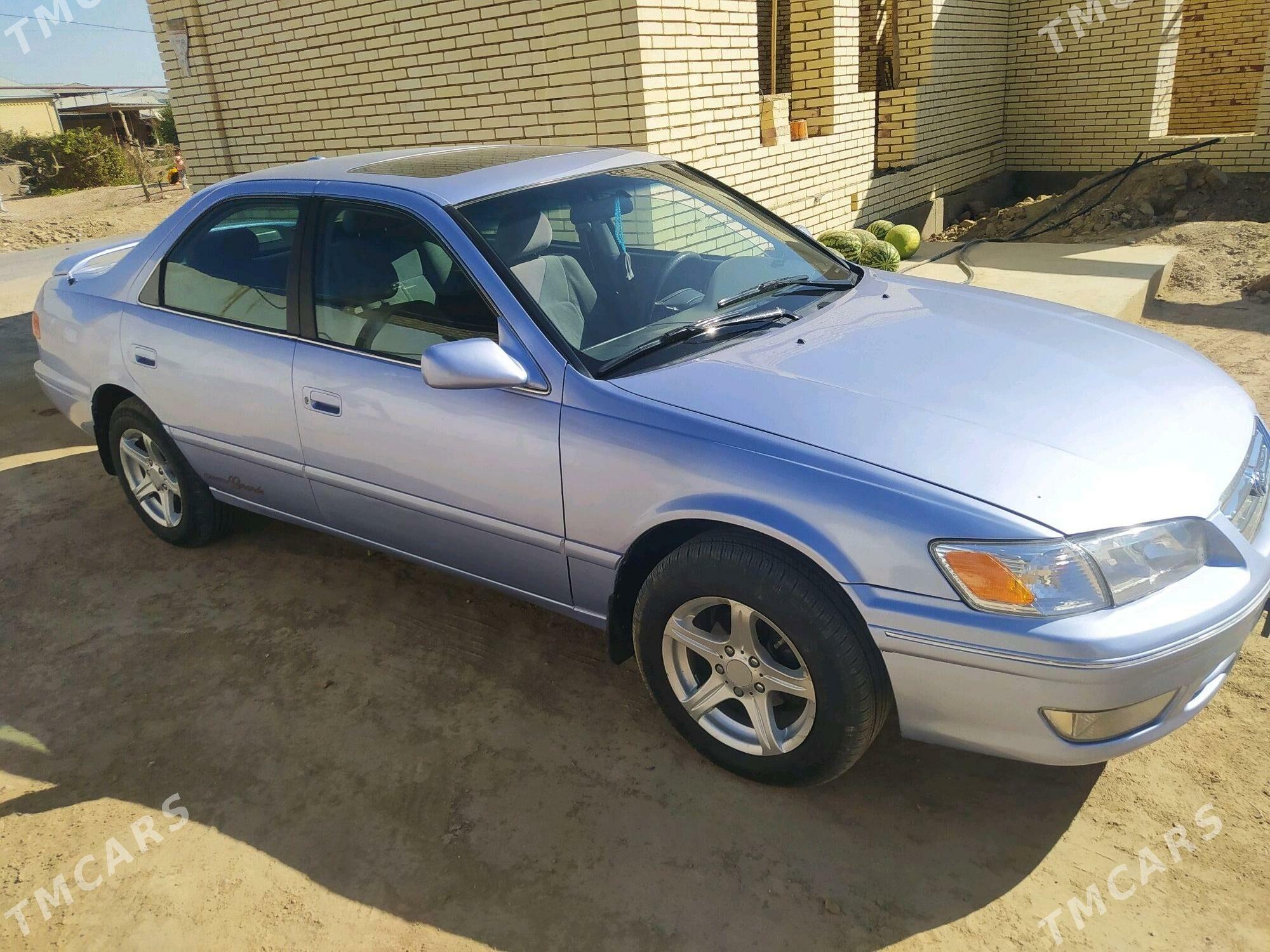 Toyota Camry 1998 - 135 000 TMT - Мары - img 3