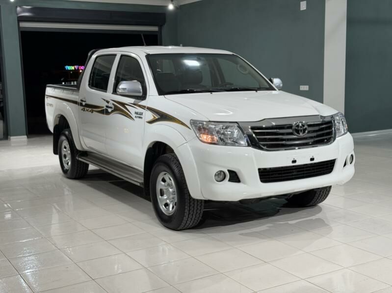 Toyota Hilux 2014 - 353 000 TMT - Balkanabat - img 2