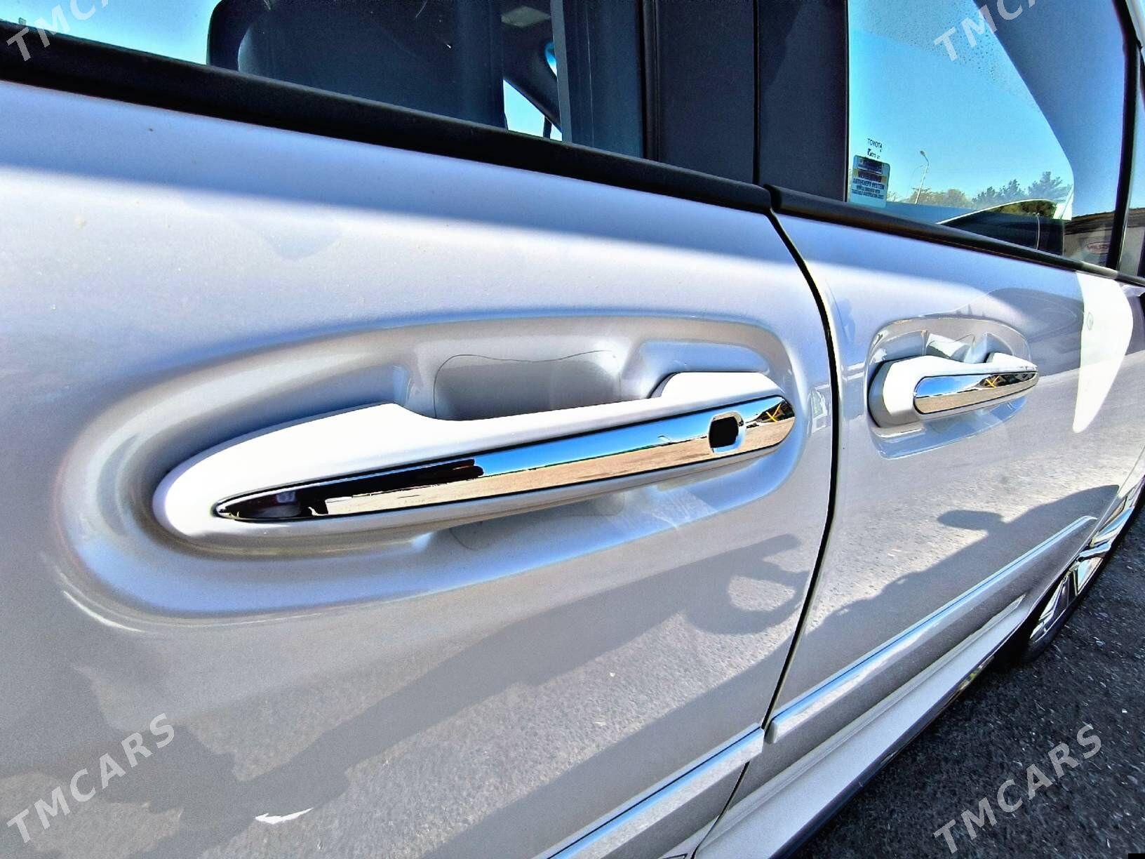 Toyota Sienna 2023 - 750 000 TMT - Гаудан "В" - img 8