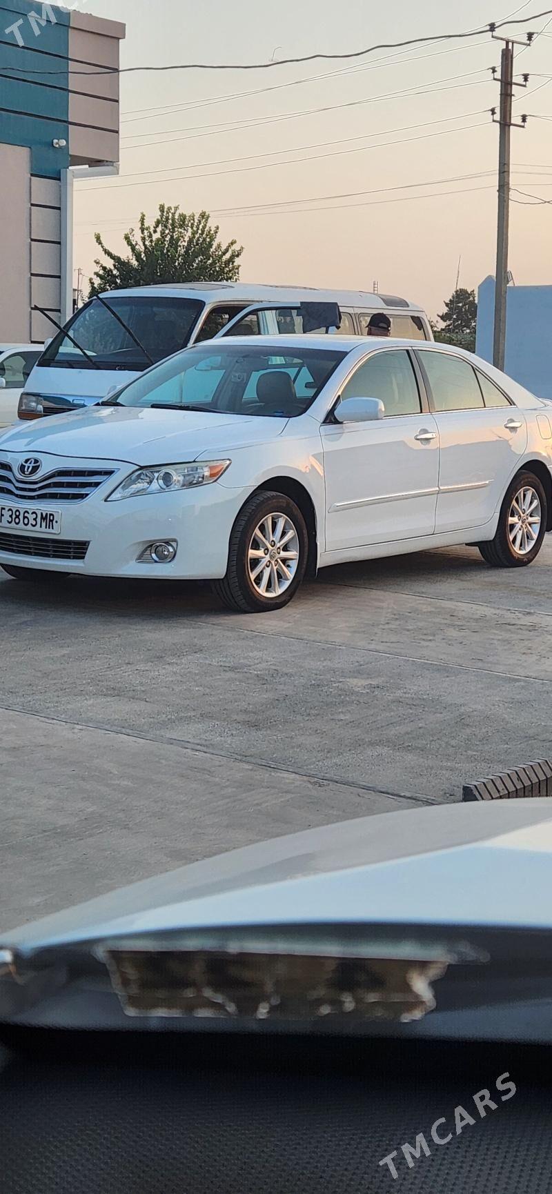 Toyota Camry 2010 - 230 000 TMT - Мары - img 1