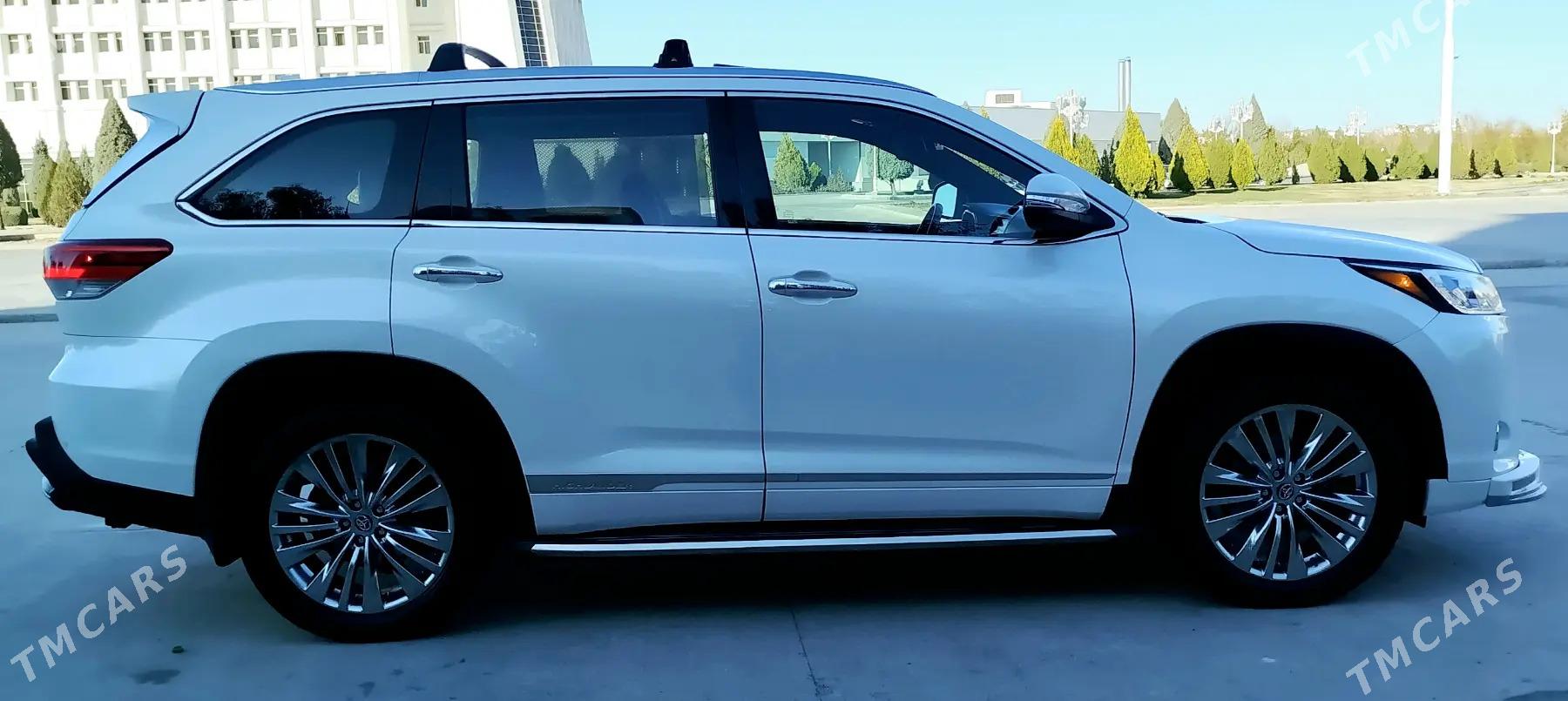 Toyota Highlander 2018 - 480 000 TMT - Тязе заман - img 4