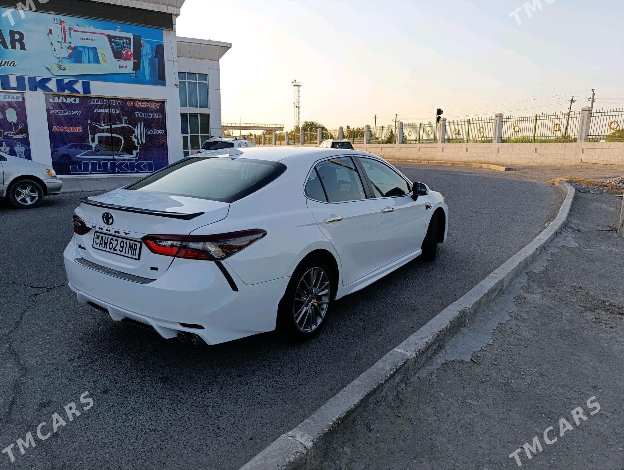 Toyota Camry 2021 - 400 000 TMT - Мары - img 4