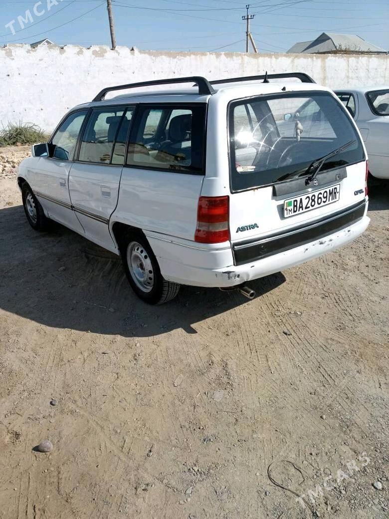 Opel Astra 1992 - 32 000 TMT - Mary - img 2