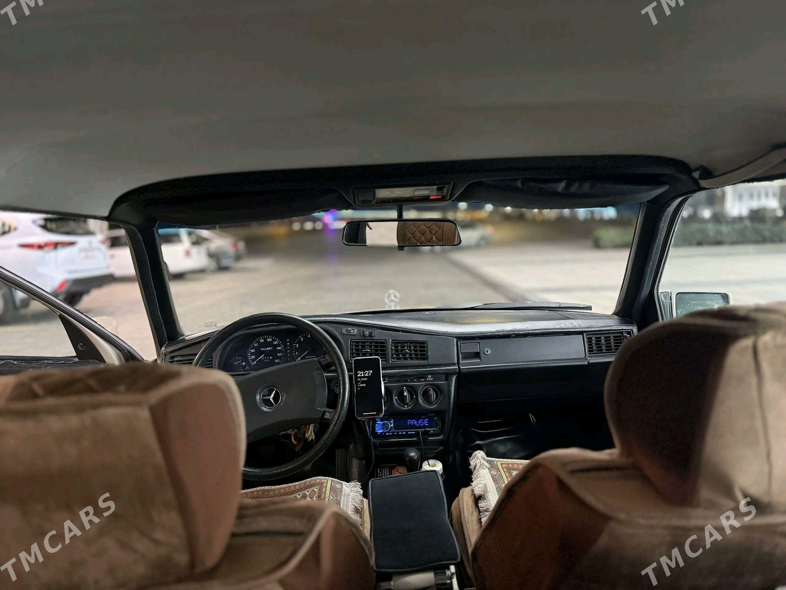 Mercedes-Benz 190E 1990 - 50 000 TMT - Mary - img 3