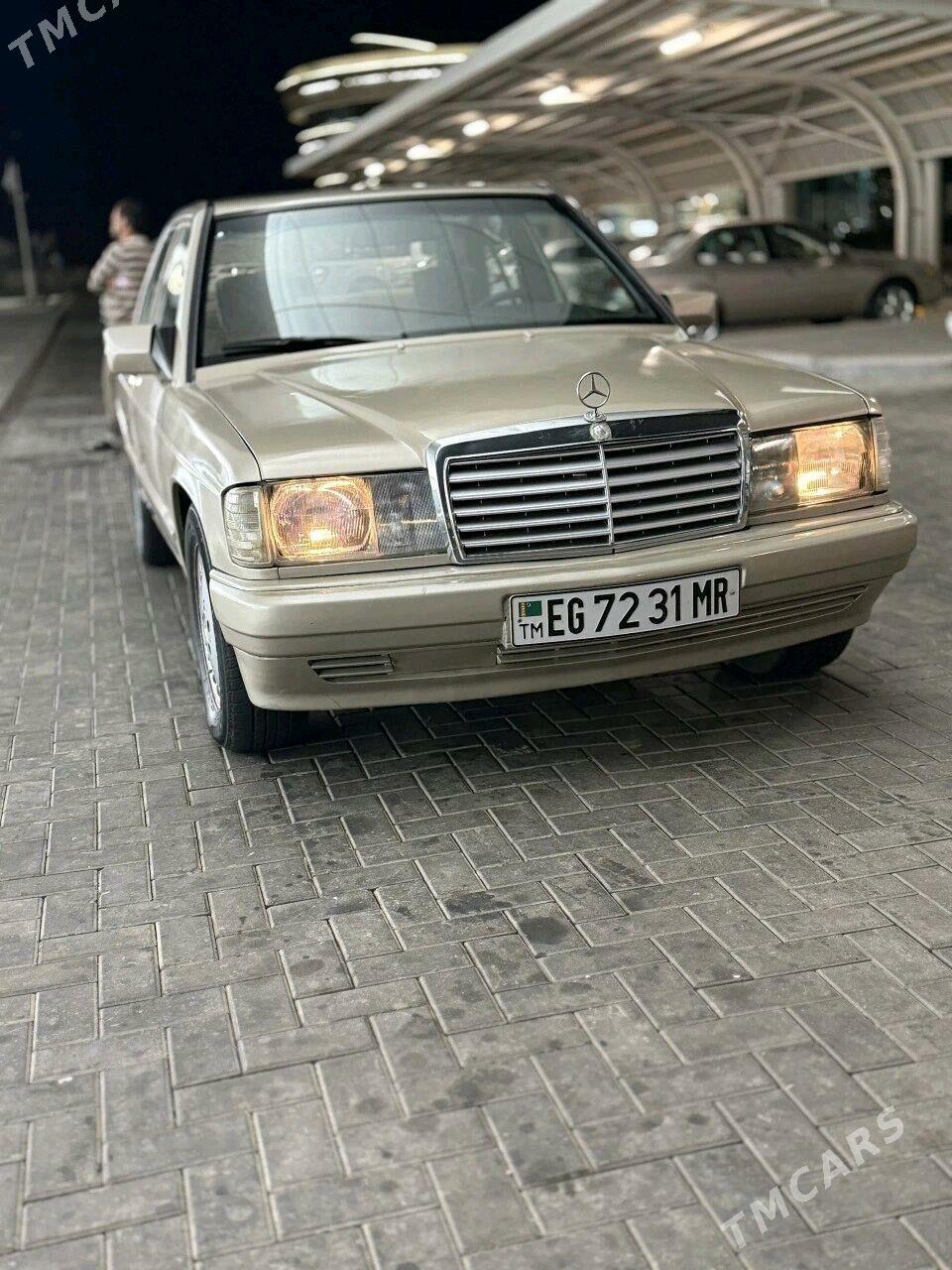 Mercedes-Benz 190E 1990 - 50 000 TMT - Mary - img 9