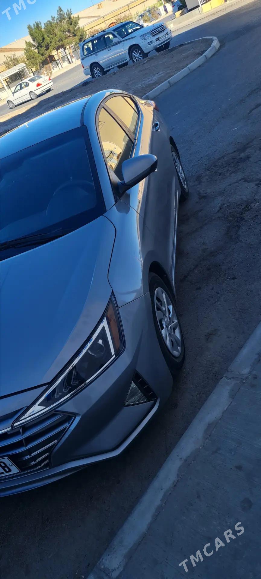 Hyundai Elantra 2020 - 235 000 TMT - Туркменабат - img 2