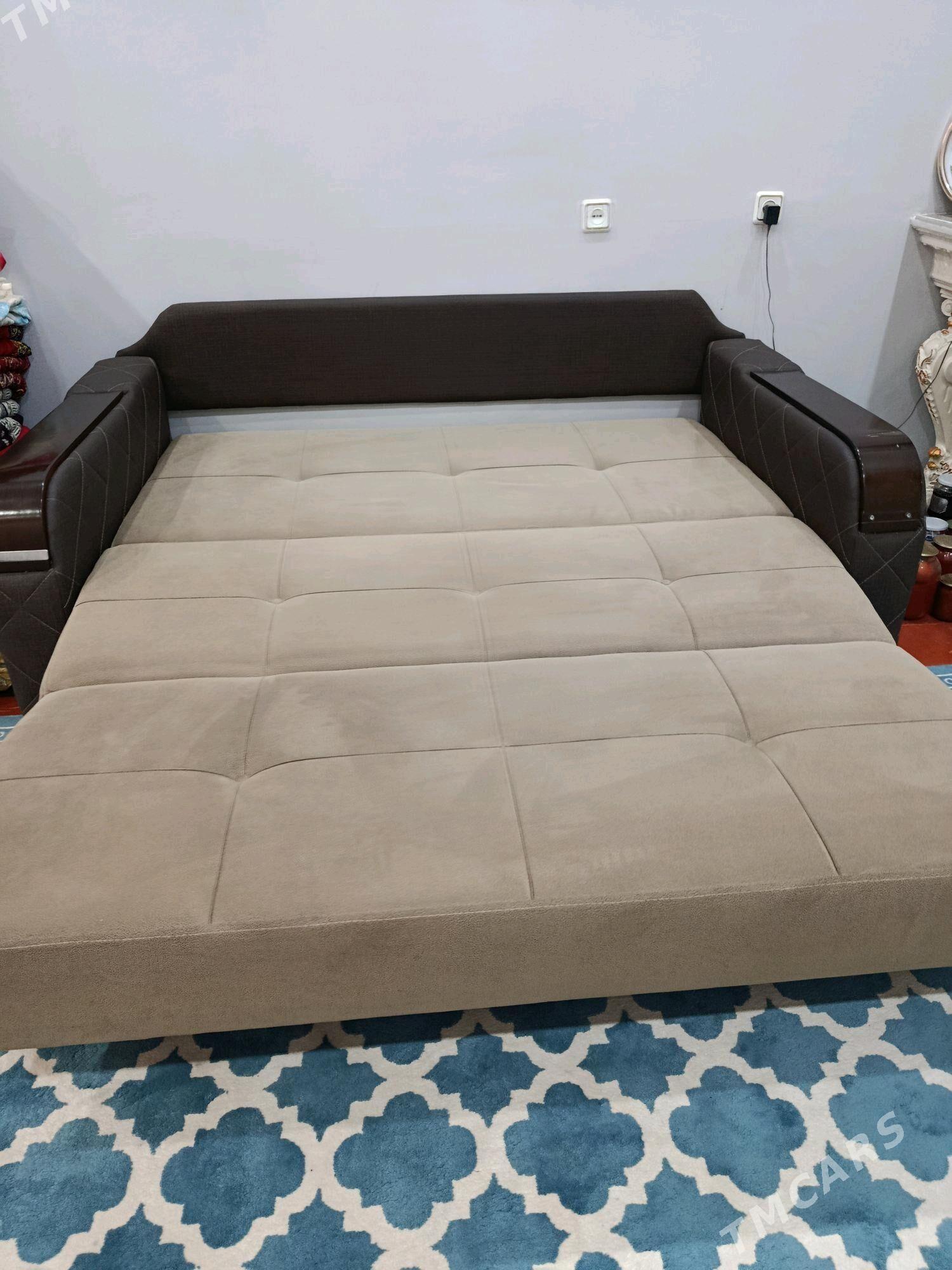 Divan - Туркменабат - img 4