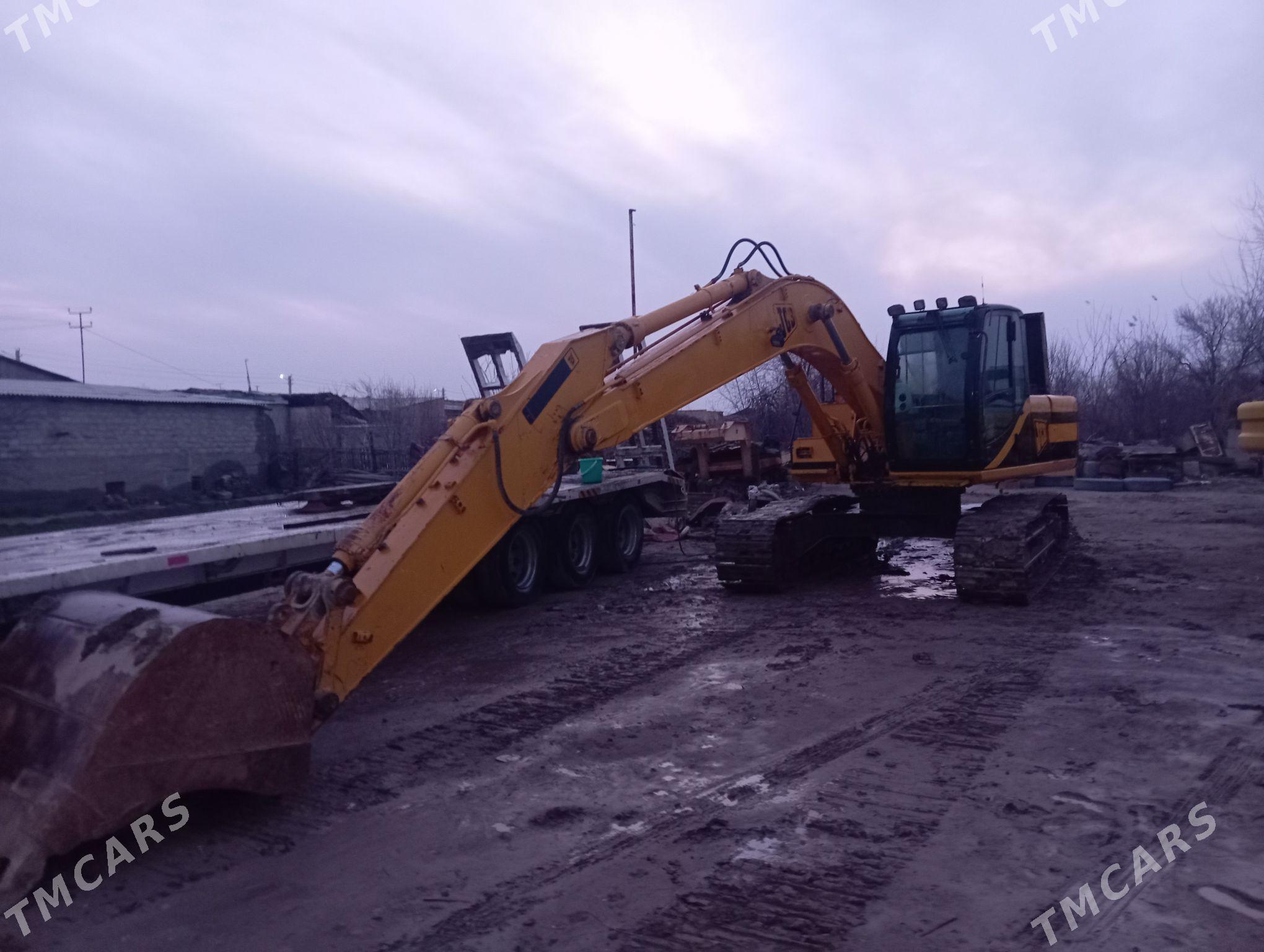 JCB 5CX Wastemaster 2007 - 650 000 TMT - Türkmenabat - img 1