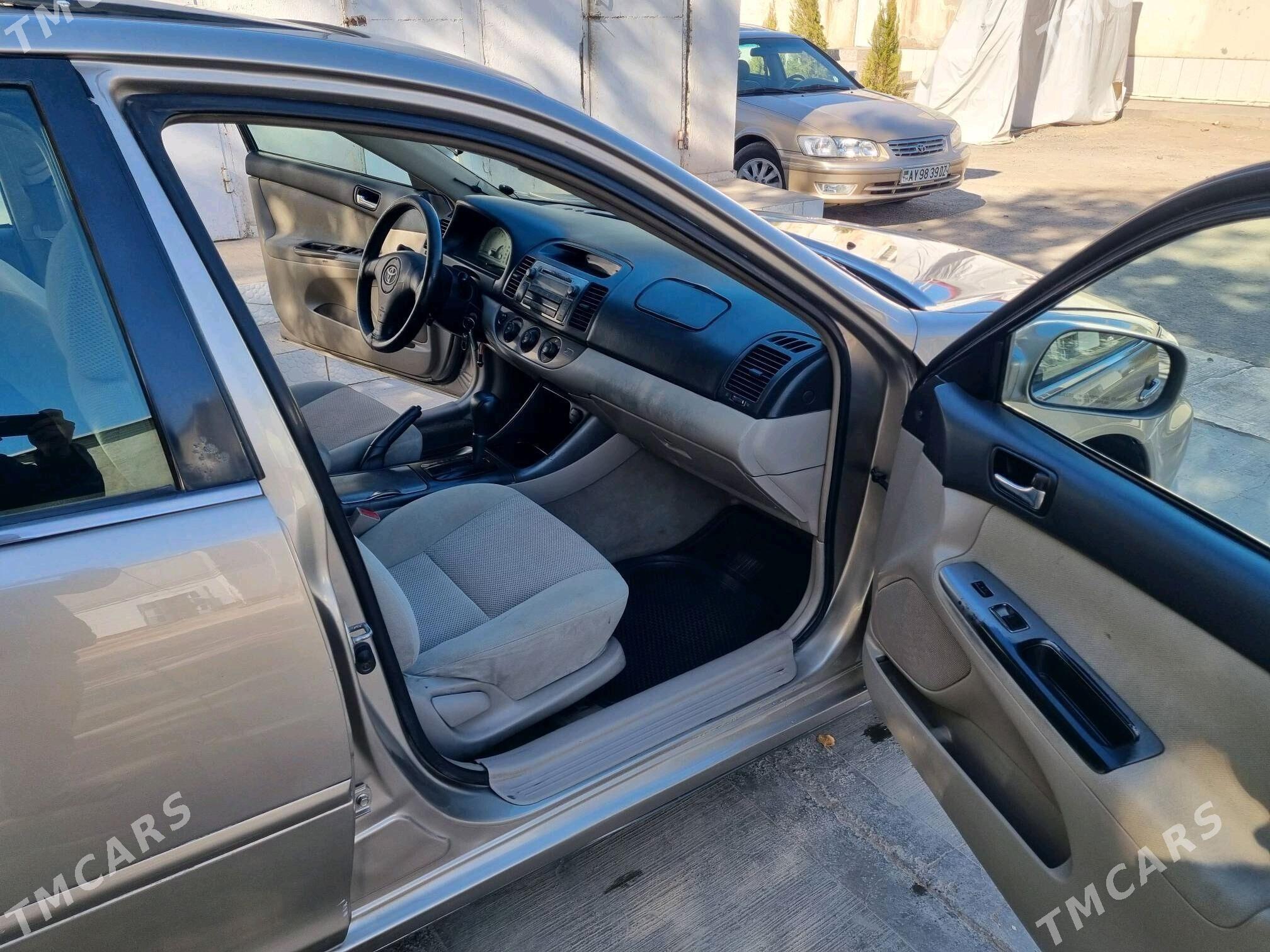 Toyota Camry 2003 - 185 000 TMT - Гурбансолтан Едже - img 5