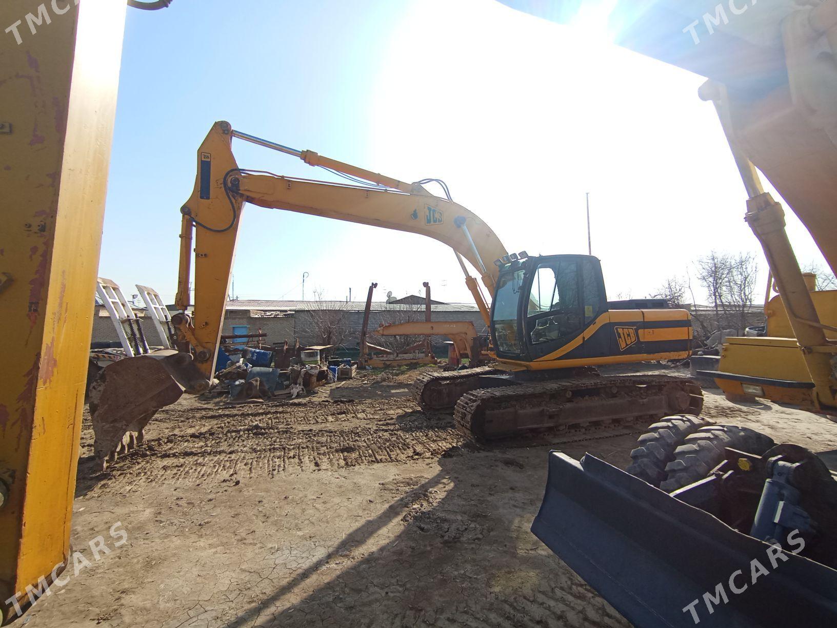 JCB 5CX Wastemaster 2007 - 650 000 TMT - Türkmenabat - img 9