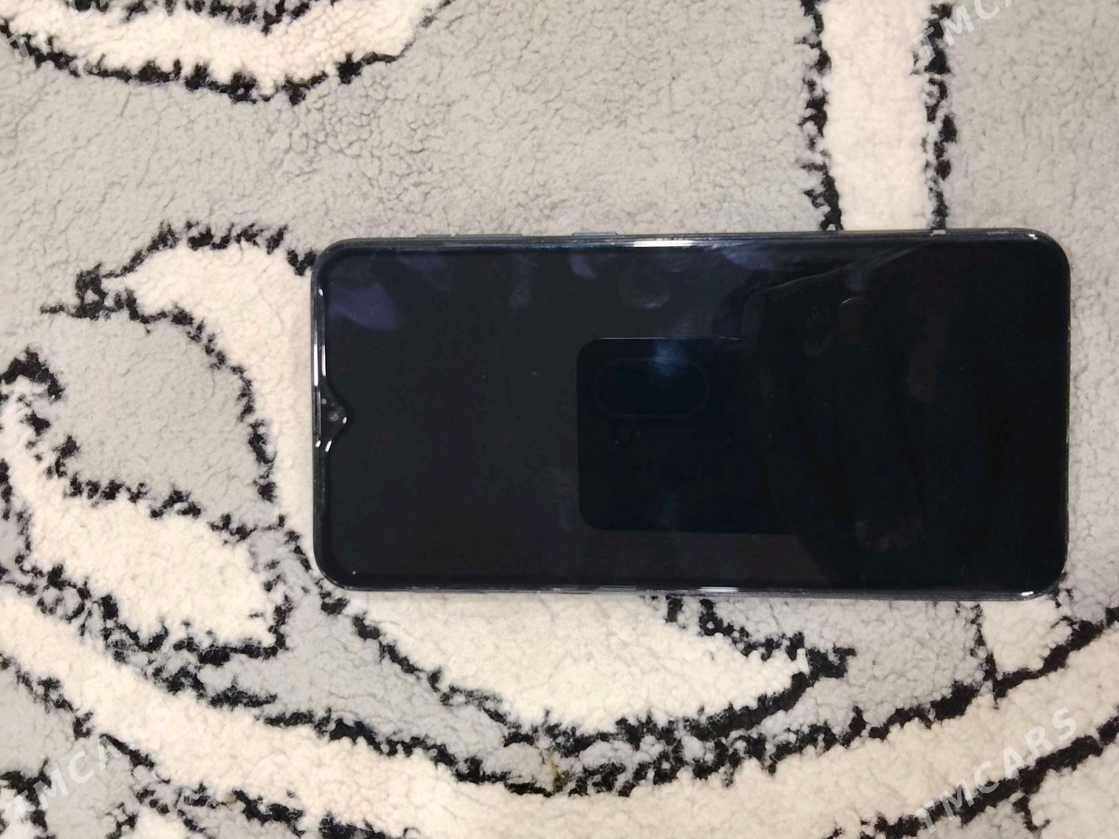 Galaxy M10 - Mary - img 3