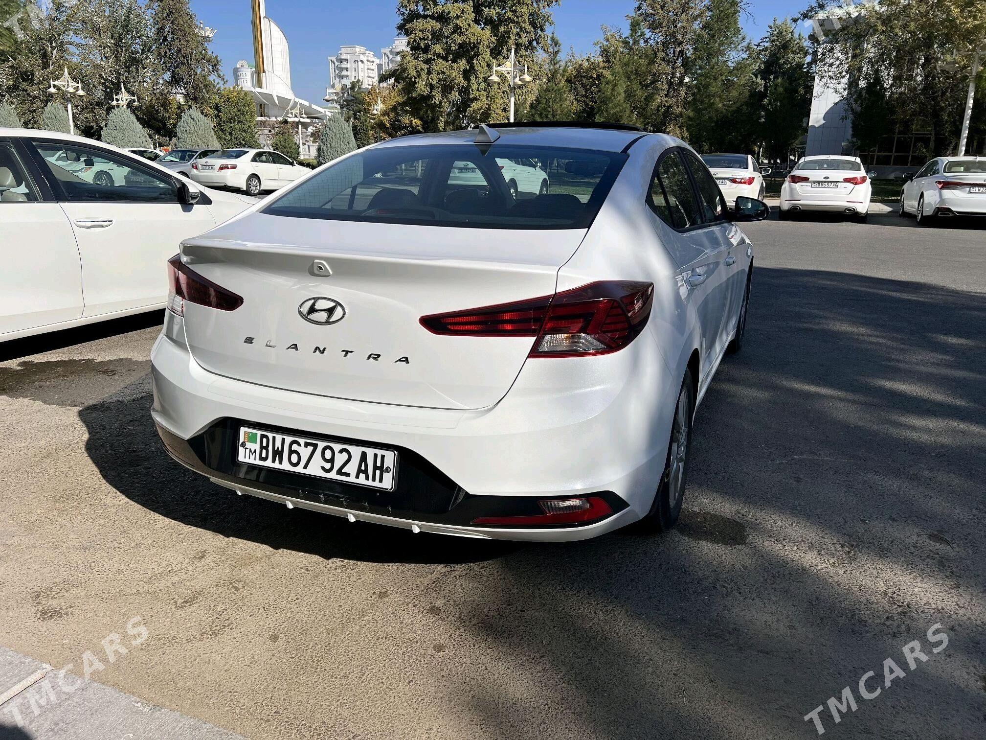 Hyundai Elantra 2020 - 225 000 TMT - Aşgabat - img 5