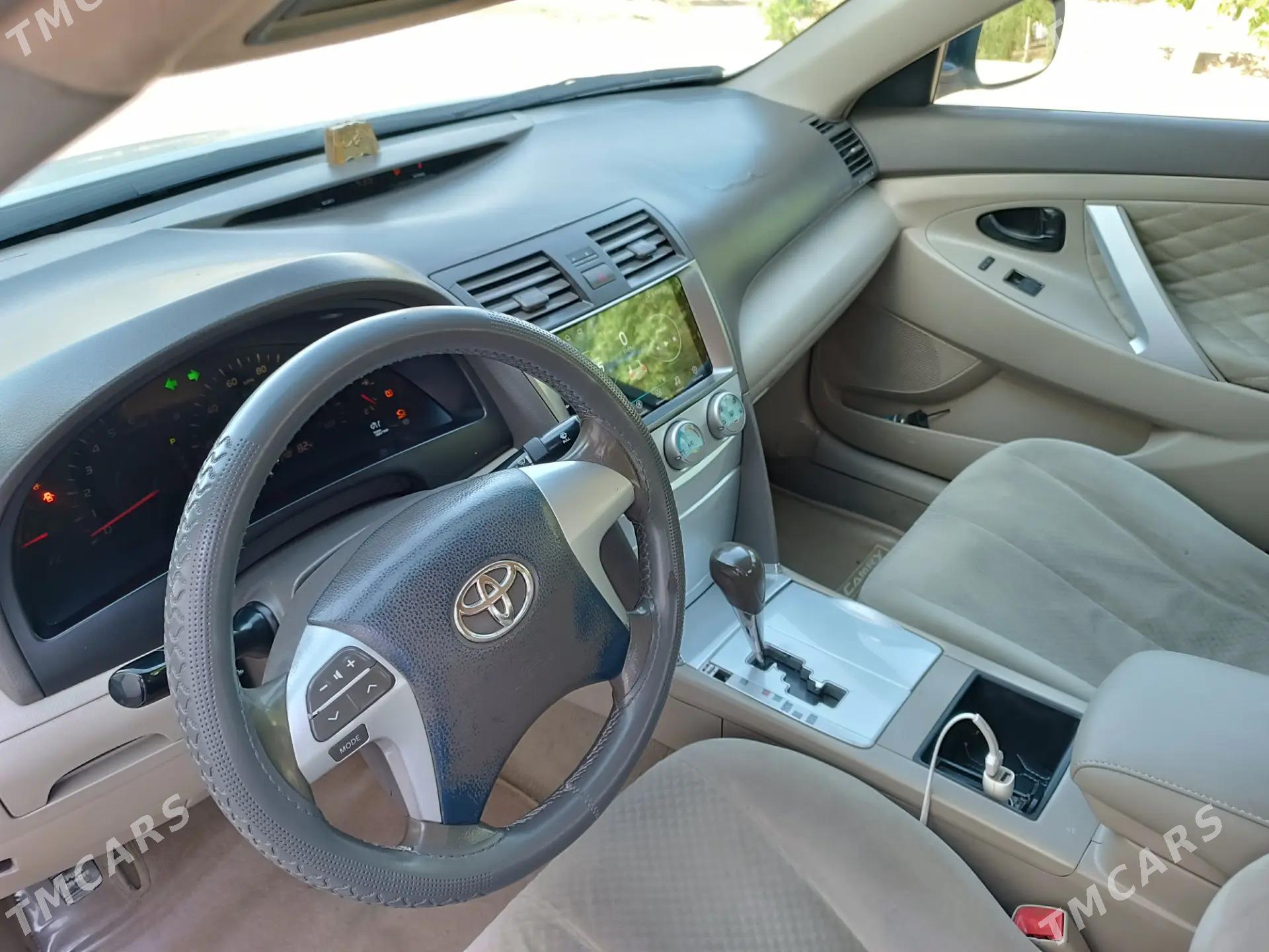 Toyota Camry 2007 - 147 000 TMT - 4 мкр - img 4