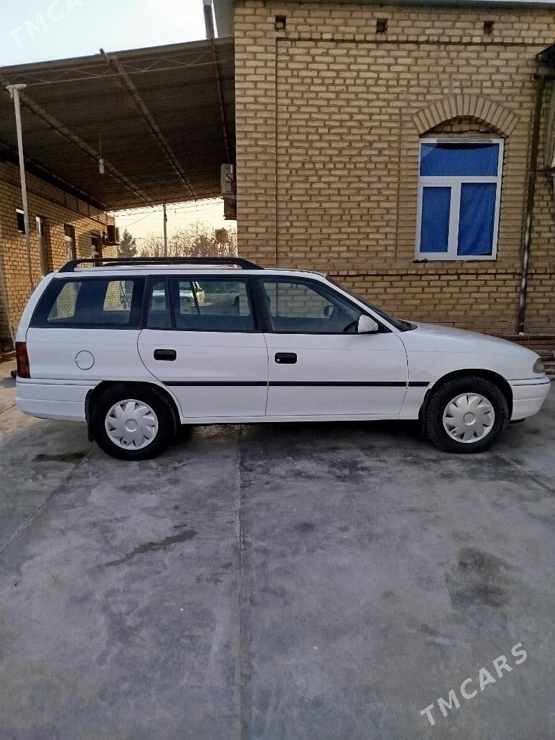 Opel Astra 1995 - 50 000 TMT - Mary - img 2